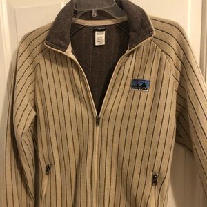 Patagonia sweater jacket